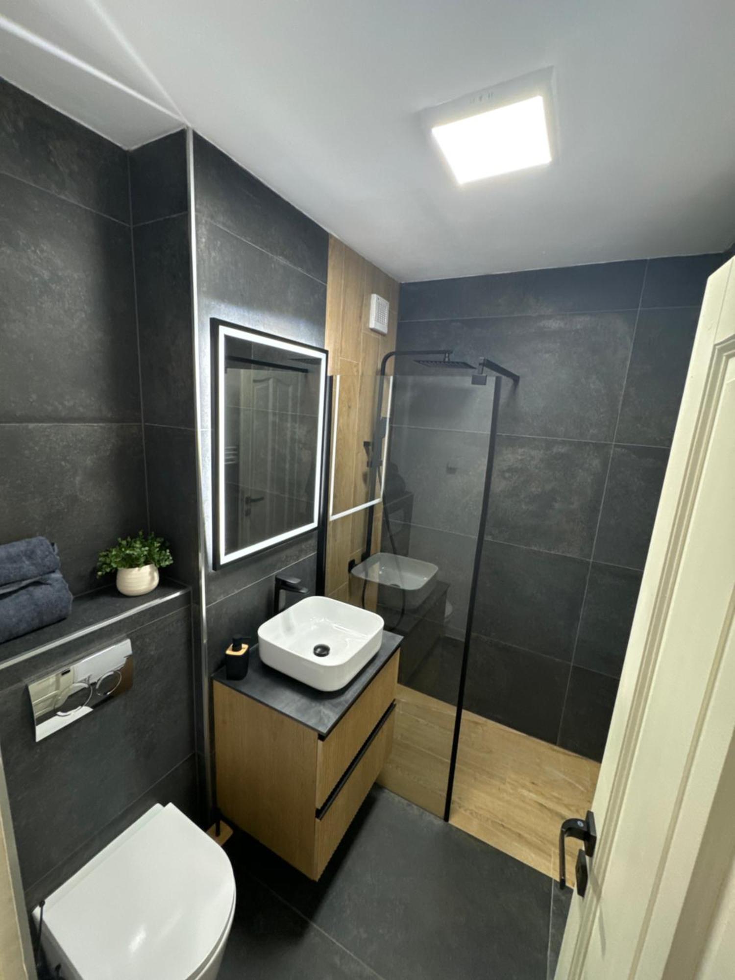 Signature Residence Mediaş Eksteriør bilde